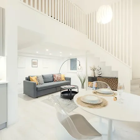 Apartment Little Treasure In Center, Quiet With Ac