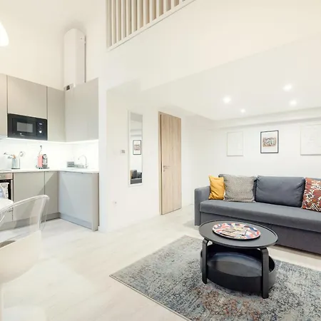 Apartment Little Treasure In Center, Quiet With Ac *